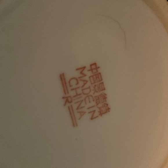 Beautiful vintage hand-painted Chinese Tea pot - Picture 3 of 4